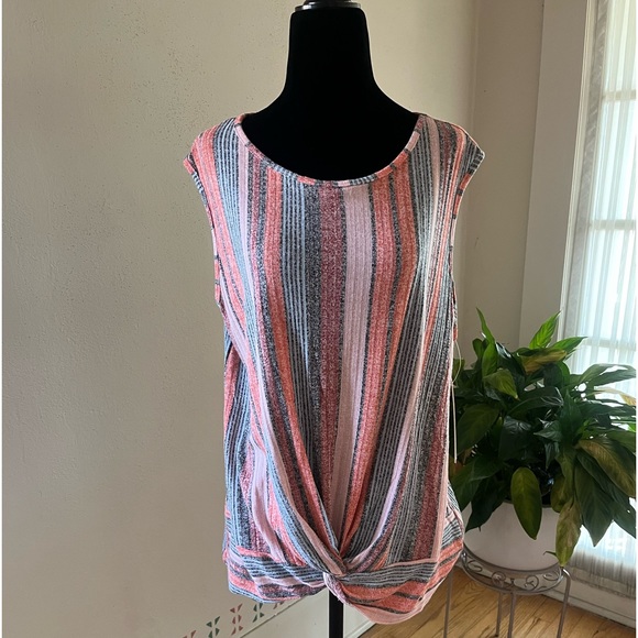 Another Reason Women’s Sleeveless Vertical Striped Top - Size Large - Picture 1 of 8